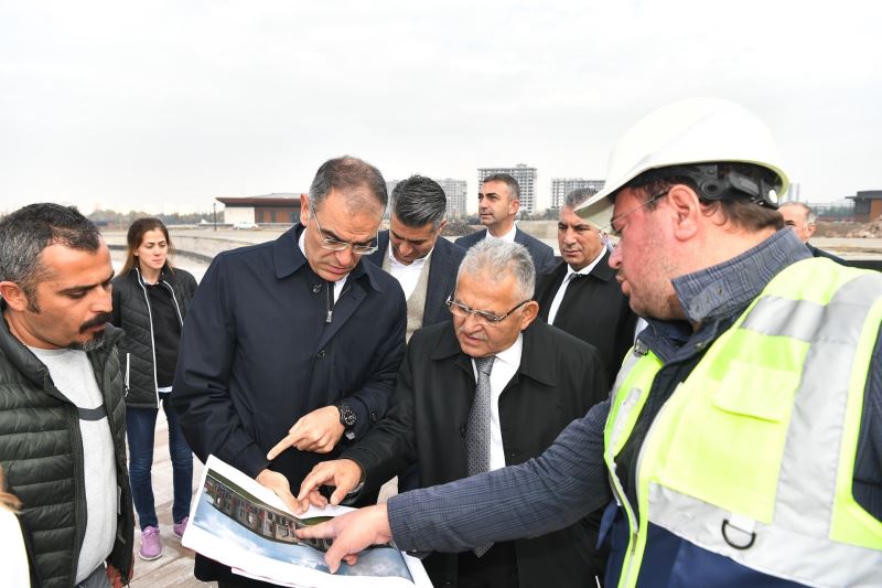 Başkan Büyükkılıç ile 4 Yılda Büyükşehir, Yatırım Lideri Oldu