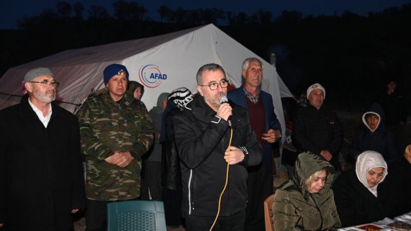 Başkan Güngör, Türkoğlu’nda Mevlid ve İftar Programına Katıldı