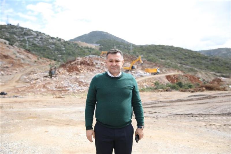 BAŞKAN YÜCEL KONAKLI VE ÇIPLAKLI İÇİN KOLLARI SIVADI  2 MAHALLEYE SPOR TESİSİ YAPILACAK