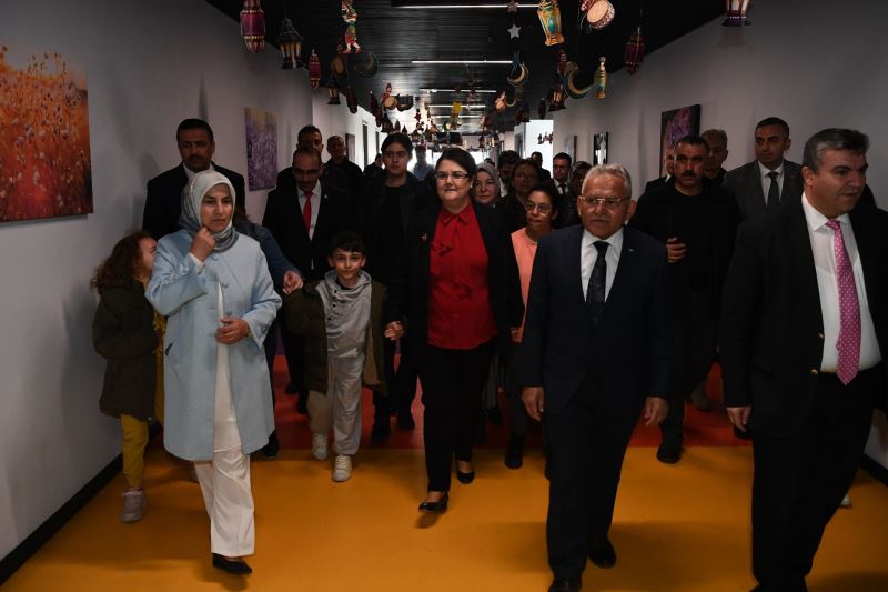 Bakan Yanık’tan Başkan Büyükkılıç’a “Örnek Proje” Teşekkürü