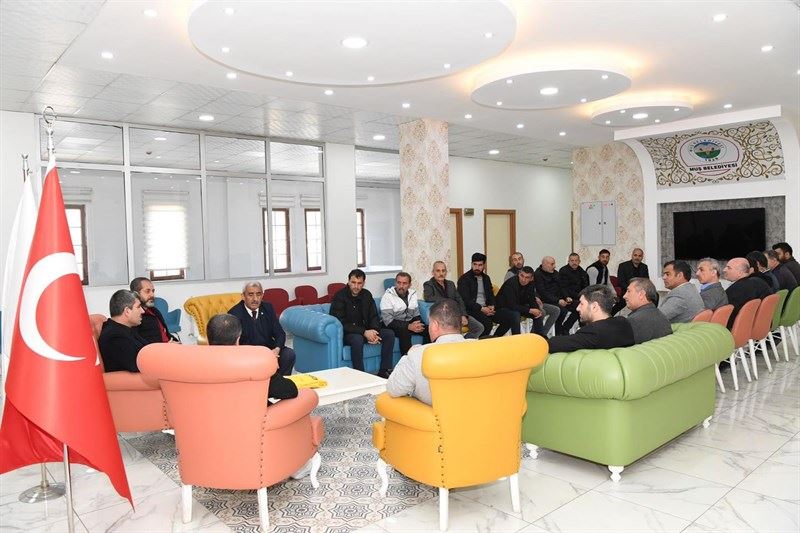 MUŞ BELEDİYESİ’NDEN AMATÖR SPOR KULÜPLERİNE MALZEME DESTEĞİ