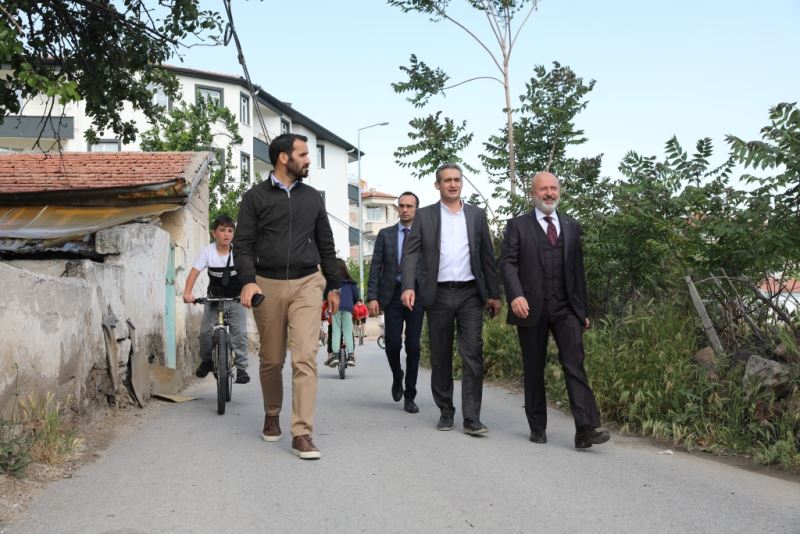 BAŞKAN ÇOLAKBAYRAKDAR; “MİTHATPAŞA’YI YENİLİYORUZ VE ADETA MAHALLENİN TOZUNU ATTIRACAĞIZ”