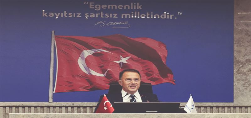 “BEYLİKDÜZÜ HALKI DEMOKRASİYE OLAN İNANCINI GÖSTERDİ”