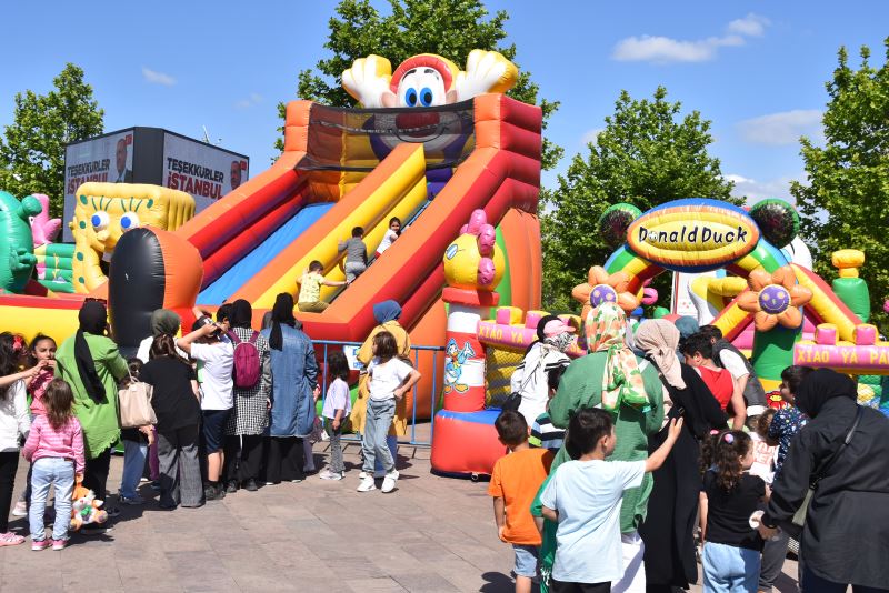 “Bahar Şenliği”nde buluştular