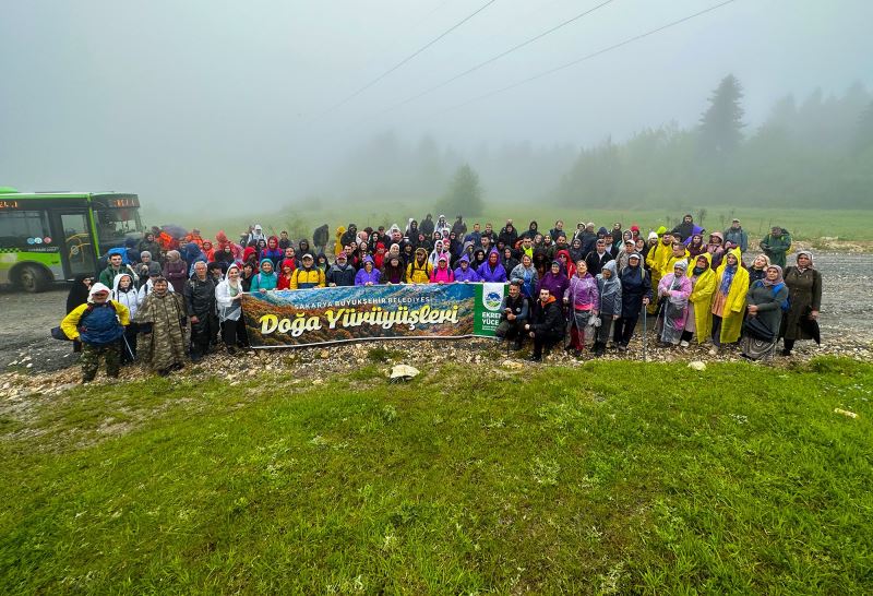 Doğa tutkunları Karagöl ve Acelle’de tabiatın mucizeleriyle buluştu