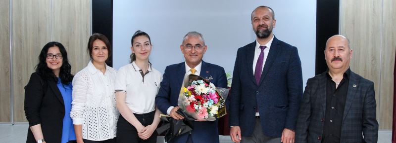 BAŞKANIMIZ IŞIK GENÇLERE TECRÜBELERİNİ ANLATTI