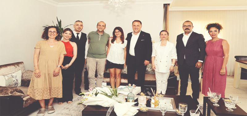 BAŞKAN ÇALIK, LGS BİRİNCİLERİNİ ZİYARET ETTİ