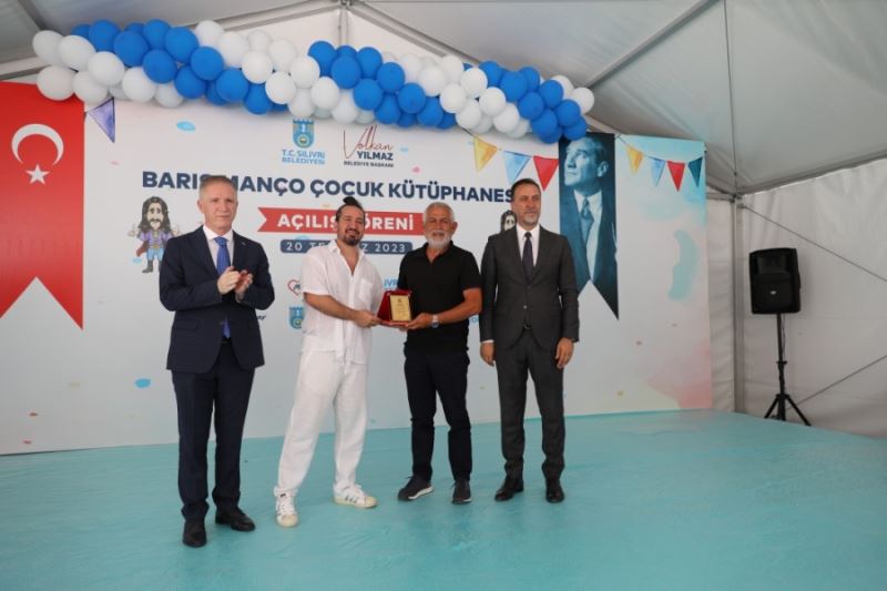 BARIŞ MANÇO KÜTÜPHANESİ VE ETKİNLİK ALANINA GÖRKEMLİ AÇILIŞ