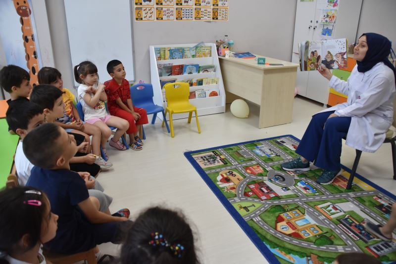 Tatillerini “Yaz Okulları”nda dolu dolu geçiriyorlar