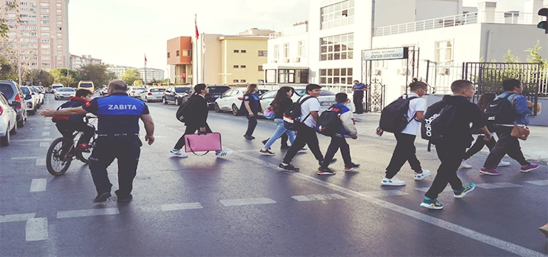 BEYLİKDÜZÜ BELEDİYESİ ÖĞRENCİLER İÇİN GÖREV BAŞINDA