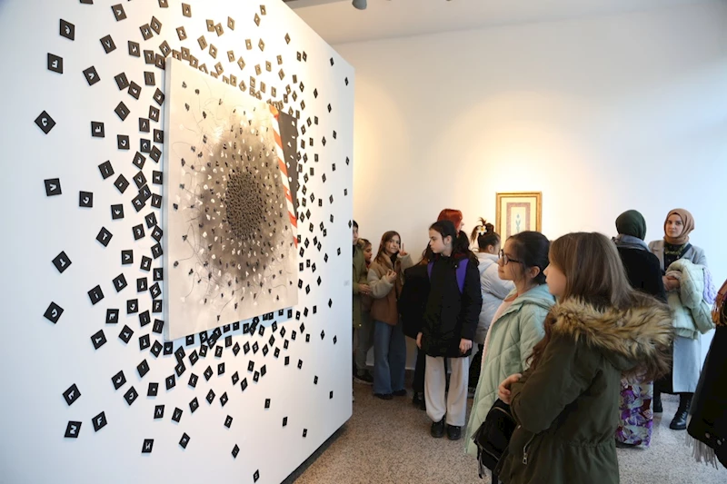 GÜZEL SANATLAR AKADEMİSİ ÖĞRENCİLERİNDEN ‘MAVİYE YOLCULUK’