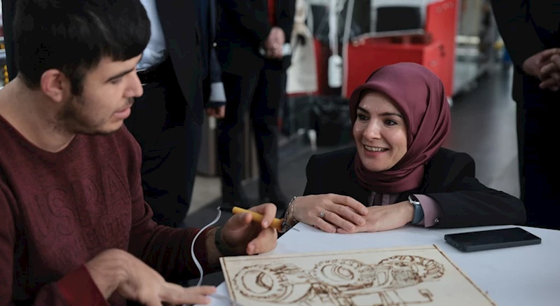 Aile ve Sosyal Hizmetler Bakanımız Göktaş, Engelli Bireylerle Buluştu