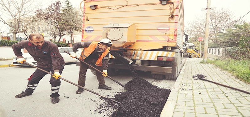 YOL BAKIM VE YENİLEME ÇALIŞMALARI HIZ KESMİYOR
