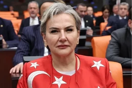   Depremin Ardından İletişim Kesintileri TBMM Gündeminde