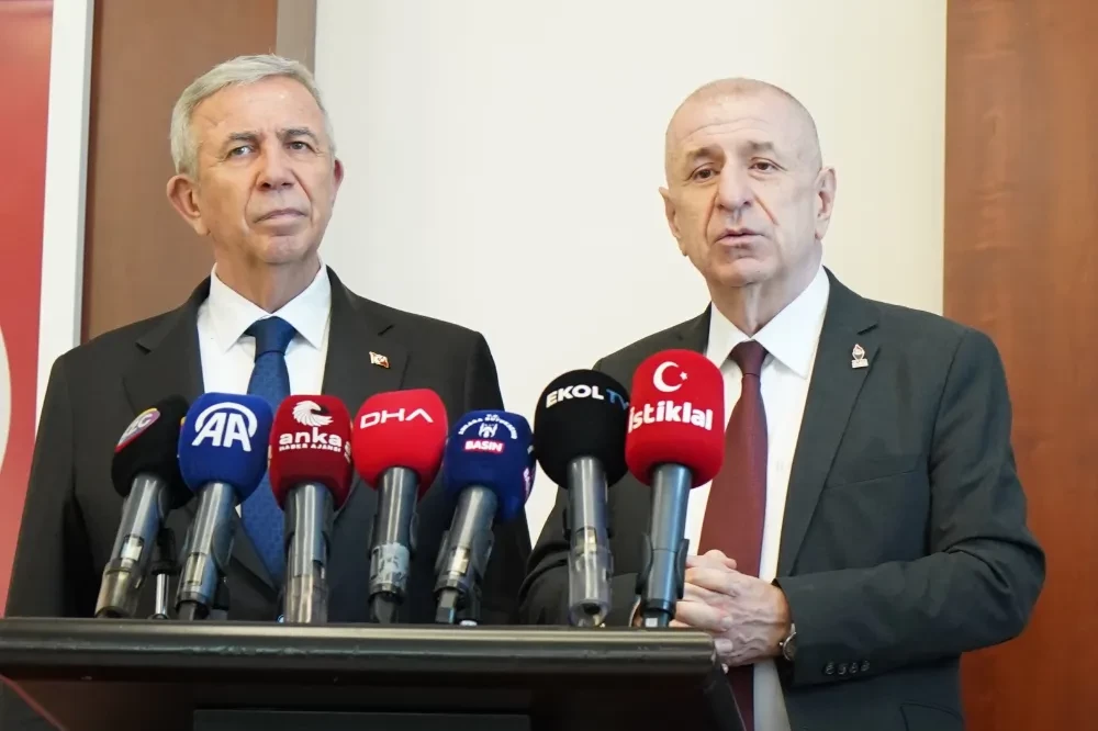 Özdağ, Sürecin En Zor Anlarında Yanımdaydı