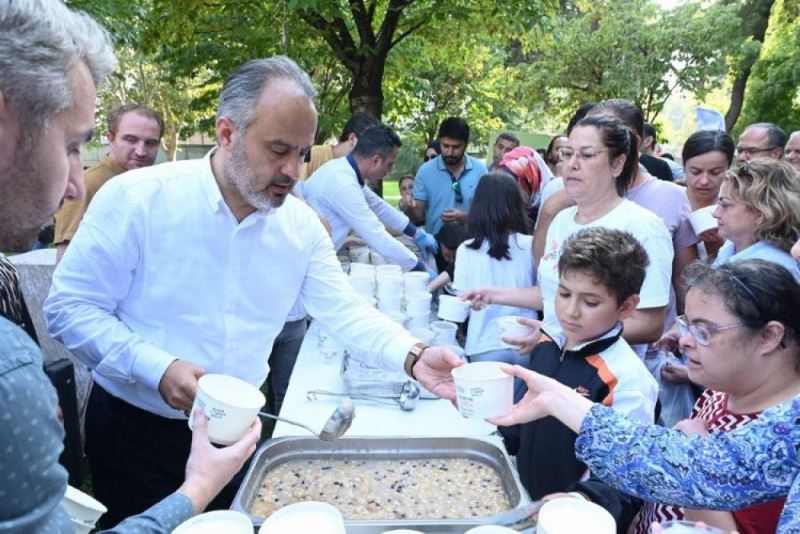 Çölyak hastalarina glutensiz asure