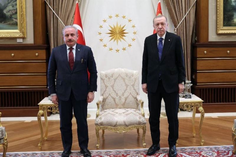 Cumhurbaskani Erdogan TBMM Baskani Sentop