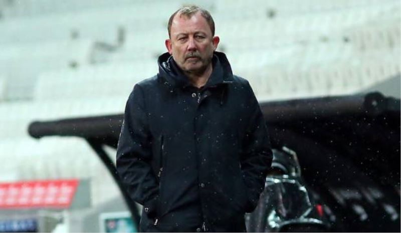 Besiktas maçlarinda görmek istemiyoruz
