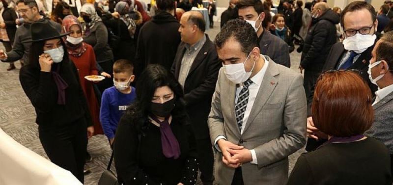 Kadinlar Günü Programi Yogun Katilimla Devam Ediyor