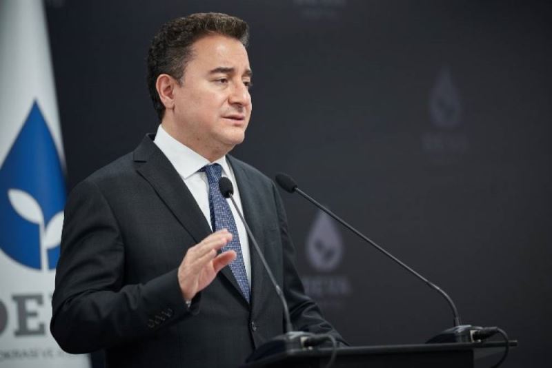 Babacan, miting meydanini tarif etti