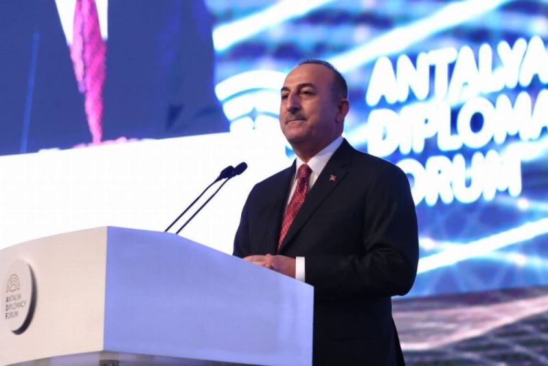Bakan Çavusoglu: Baris çabalari diplomasiyle sürecek