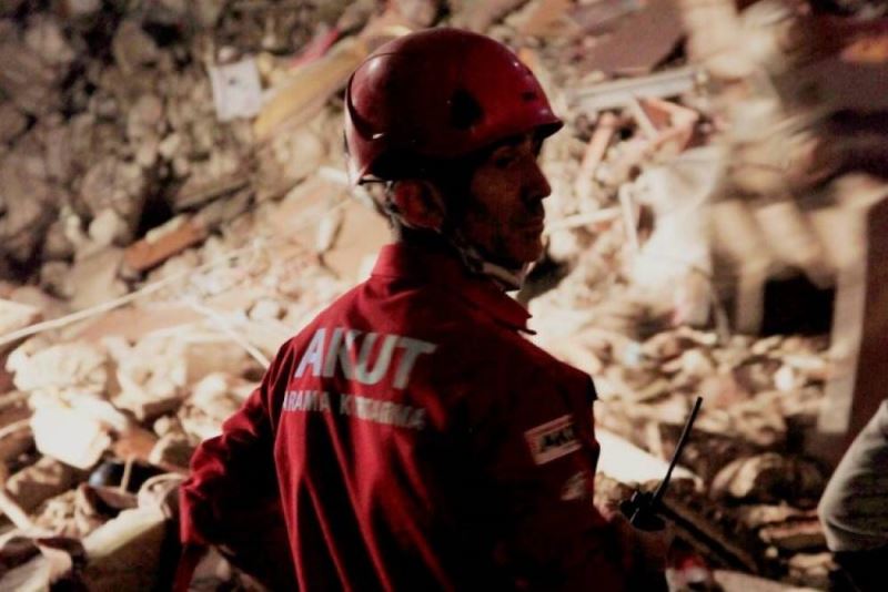 AKUT 17 Agustos nöbetinde