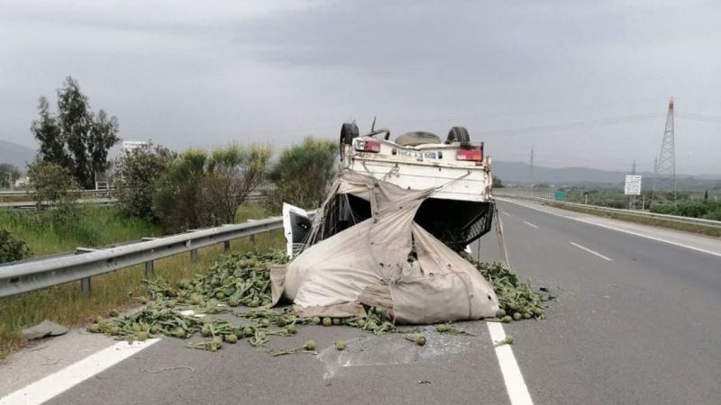 Transit takla atti! Enginarlar yola saçildi!