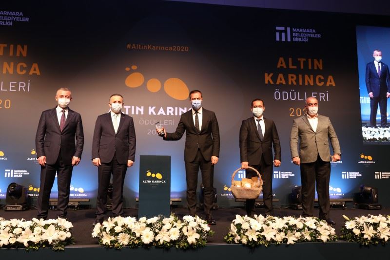 SILIVRI BELEDIYESI “ALTIN KARINCA” ÖDÜLÜ ALDI