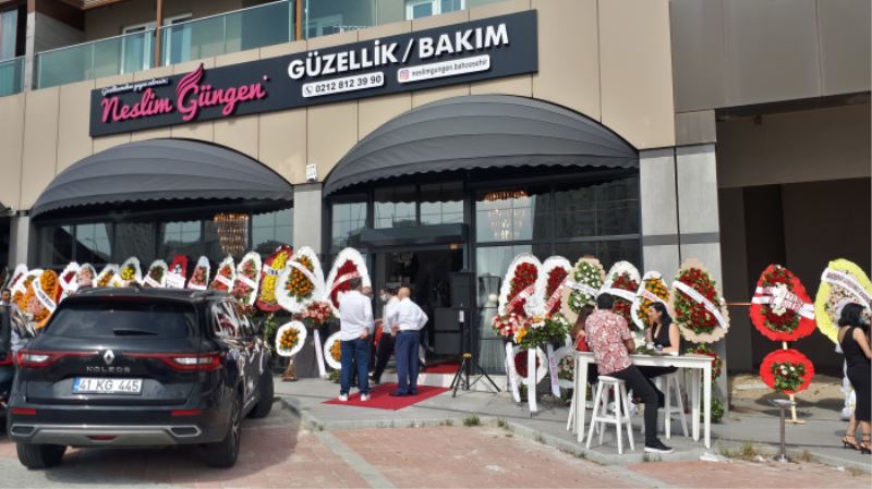 Seher Deliktas Güzellik Salonu Görkemli açilis yapti