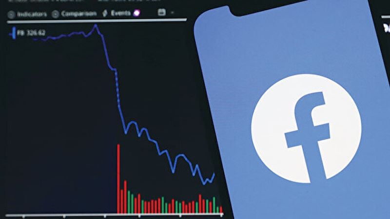 Facebook nefretten para kazaniyor