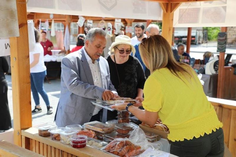 ‘Maharetli Eller Kadin Üretici Pazari Talas