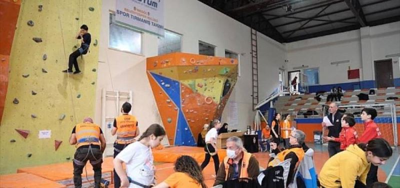Spor Tirmanis Yarismalari Nefes Kesti