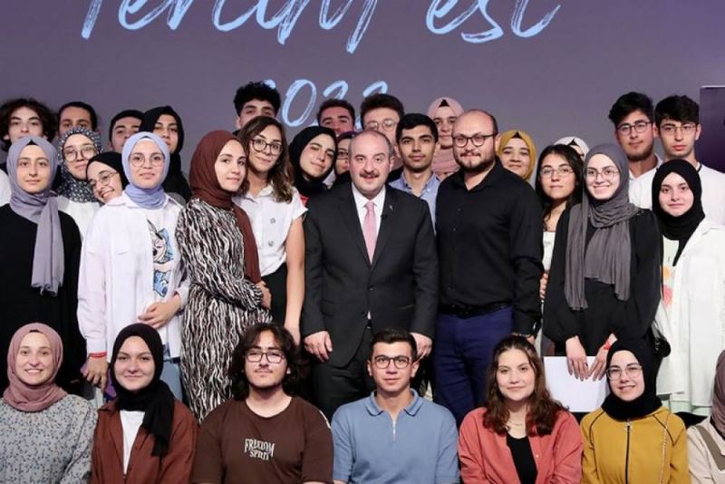 Ögrencilere Bakan Varank’tan burs müjdesi