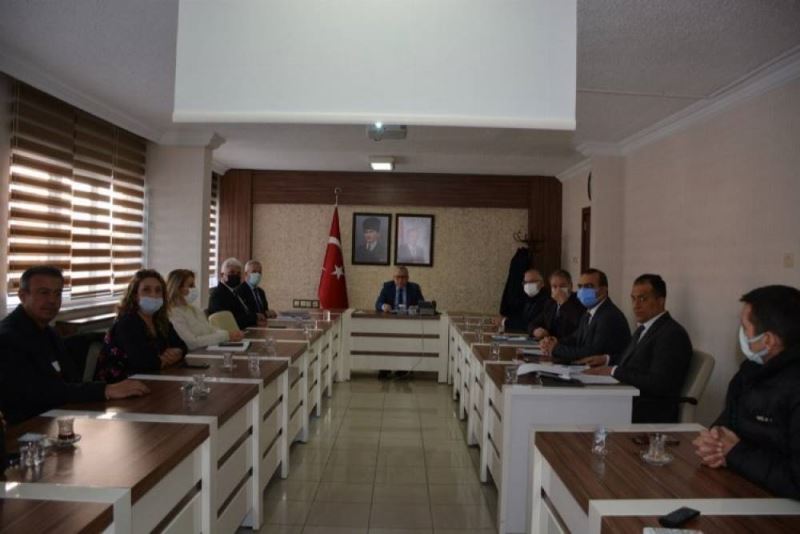 Vali Simsek: Nigde