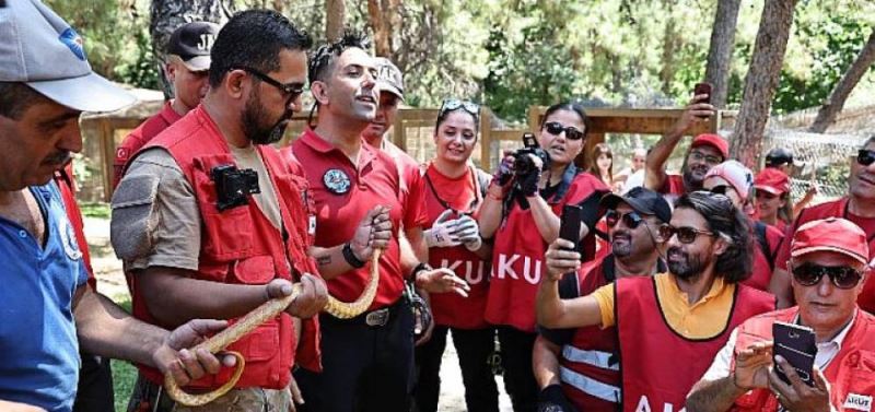 Hayvanlari kurtarmayi ögrendiler