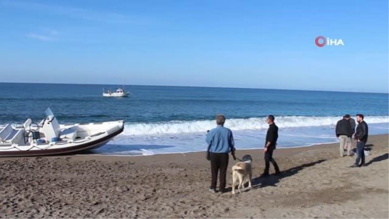 32 kaçak göçmen saklandiklari seralarda polise yakalandi