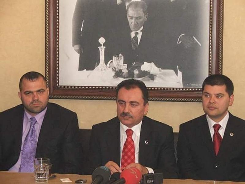 Sehit liderimiz Muhsin Yazicioglu ve Tüm Sehitlerimiz için Hatim ve Yasin okumaya davet...