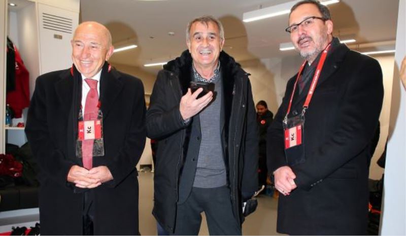 Cumhurbaskani Erdogan, A Milli Takimi tebrik etti