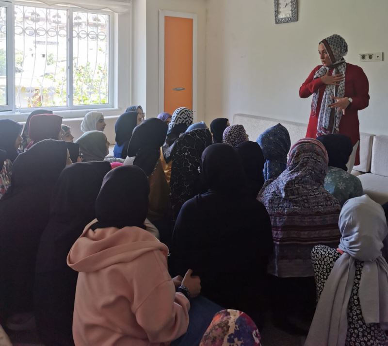 GENÇLER GELECEGE HAZIRLANIYOR